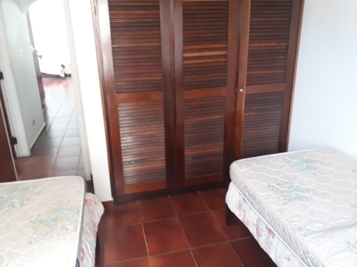 Condominio Praia De Marrakesch Гуаружа Екстер'єр фото